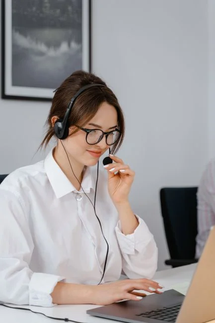 AI Agents Change Customer - AI Agents Change Customer - Photo via Pexels.com (free to use)