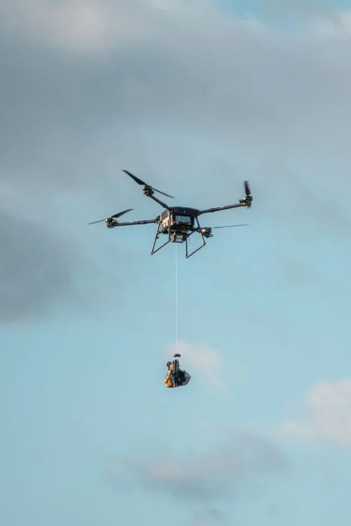 Drone Delivery Works Zomato - Drone Delivery Works Zomato - NiCkita KURMAEVE / Pexels (free license) — multirotor drone lower