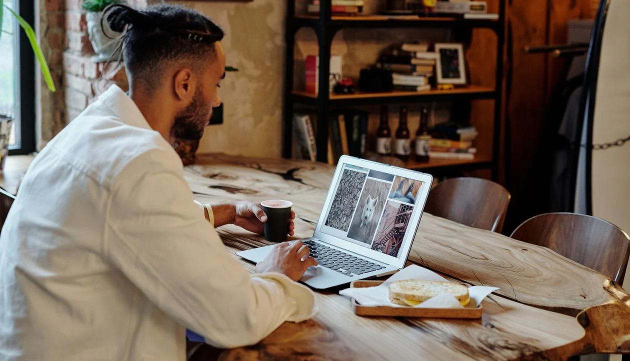 Tony Schnagl on Pexels (free to use)